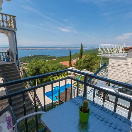9 * Crikvenica